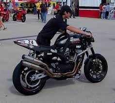 The 520 Chain Cafe Classic Motorcycles Super Bikes Custom Cafe Racer