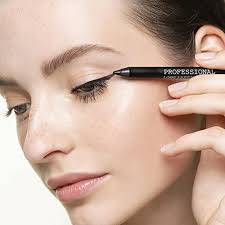 Korres Black volcanic Professional Long Lasting Eyeliner : Amazon.ca:  Beauty & Personal Care