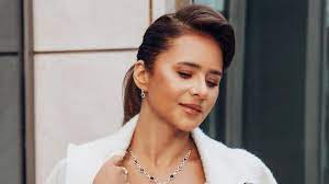 A meeting with a new inmate in the psychiatric hospital flips dr. Nelly Karim Is Engaged Check Out Her Handsome Fiance Pictures Al Bawaba