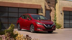 2018 Nissan Leaf Has A 150 Mile Range And Costs 29 990 Nissan Leaf Nissan Electric Cars