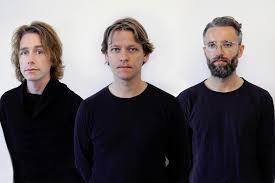 In 2002, with sam fogarino on drums, the band signed to matador records and released turn on. Anyone Else Think The Band Mew Looks Like An Off Brand Version Of Interpol Interpol