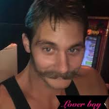 Leo Stump's Instagram, Twitter & Facebook