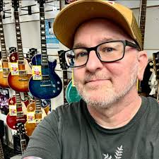 Happy birthday Brad Dourif, American veteran character actor who played the  sociopathic Betazoid crewman Lon Suder in three episodes of Star Trek:  Voyager, “Meld” and “Basics part I and II” 🖖