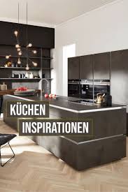 Aufgeraumt Klar Strukturiert Auf Der Hohe Der Zeit Nolte Kuchen In Dieser Kuche Werden Zement Anthrazit Und Weiss Kuche Anthrazit Kuchen Design Nolte Kuche