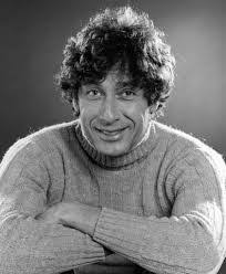 Paul Sand's Instagram, Twitter & Facebook