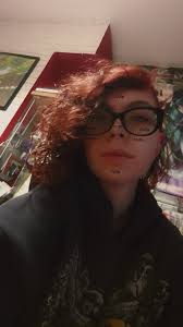 What to wear to the Melanie Martinez trilogy tour for a tomboyish style?