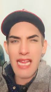 Fabio Esteche was live.