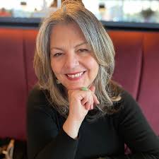 Who are recommended holistic or naturopathic doctors in Traverse City for  women's hormone health?