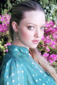 Amanda Sayfield Wallpaper