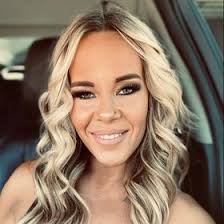 Lyndsey Ryan (lyndseyryan)