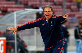 Martín lasarte on wn network delivers the latest videos and editable pages for news & events, including entertainment, music, sports, science and more, sign up and share your playlists. Futbol De Primera Radio Chile Designo Al Uruguayo Martin Lasarte Como Su Nuevo Seleccionador Futbol De Primera Radio