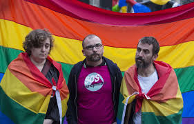 Un blog sur la transsexualité en france. Enquete Ouverte Apres L Agression D Une Femme Transgenre Filmee A Paris Le Devoir