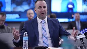 During the Robert Card manhunt, this Army reservist had intel. He couldn't  find someone to listen