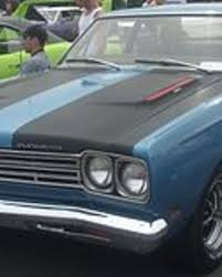 Plymouth offered many models this year starting with the valiant 100, valiant signet, barracuda, belvedere, satellite, sport satellite, road runner, gtx. Plymouth Roadrunner Muscle Car Wiki Fandom