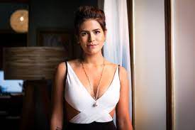 Her birthday, what she did before fame, her family life, fun trivia facts, popularity rankings she was born to veteran actress glória pires and composer orlando morais. Antonia Morais Diz Que Sofre Muito Preconceito Por Ser Filha De Pais Conhecidos Emais Estadao