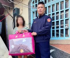 뉴스 기반의 지식네트워크를 지향하는 조선닷컴은 1995년 국내 최초로 온라인 뉴스서비스를 실시하여, 가장 빠른 국내 최고의 온라인 뉴스를 제공합니다. Droz6mfwwcdb4m