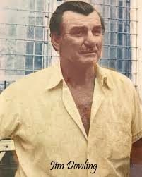 Then there was the club scribe, Dave Arnold... Slip him a few drinks and  you were in the citizen write up!! Famous for the immortal words... And  Brian Hemmings crashed over the