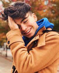 Последние твиты от luciano spinelli (@spnlnv). Pin By Zcz45 On Luciano Spinelli Boy Photography Poses Boy Photography Photography Poses