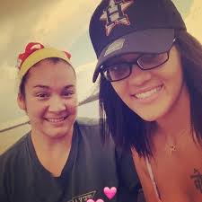 Amber Artis (@artis_amber)