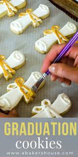 Whether You Need Graduation Cookies For A College Graduation A High School Graduation Or Even A Kin Graduation Cookies Cutout Sugar Cookies Cookie Decorating