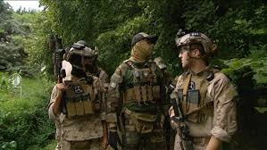 La zone neutre et la zone de jeu. Pratiquer L Airsoft En Bourgogne Franche Comte Avec 9h50 Le Matin France 3 Bourgogne Franche Comte