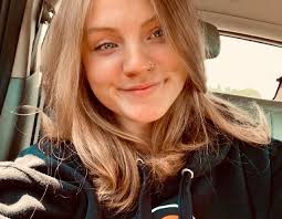 Nevaeh 🌙 (@nevaeh.short) · Instagram photos and videos