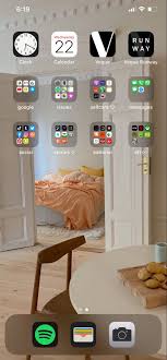 My Homescreen In 2020 Iphone Home Screen Layout Homescreen Layout Iphone Organization