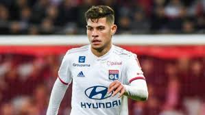 Latest on lyon midfielder bruno guimarães including news, stats, videos, highlights and more on espn. Quanto O Athletico Ganhara Caso Bruno Guimaraes Va Para O Barcelona