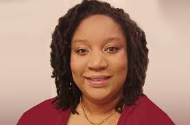 Julie Baxley's Instagram, Twitter & Facebook