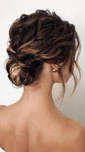 Gorgeous Super Chic Hairstyle That S Breathtaking Romantic Updo Hairstyles Chic Hairstyles Romantic Wedding Hair