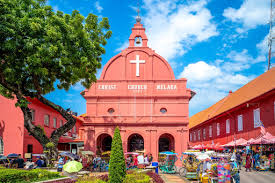 Jika anda ingin berlibur ke kuala lumpur, maka anda perlu tahu terlebih dahulu mengenai tempat wisata di kuala lumpur yang sangat rekomended untuk. The Top 5 Unique Buildings In Malaysia Propertyguru Malaysia