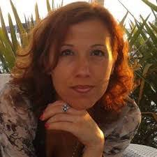 Anna Nardelli's Instagram, Twitter & Facebook