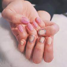 ゆうこす 菅本裕子 on instagram 昨日はインスタで見つけて一度施術してもらいたかった makoさん mkxxxbaby にネイルをしてもらいました ゆうこすネイル 紹介します homeっていうネイルサロンだよ homeharajuku 今回はアシ nails beauty