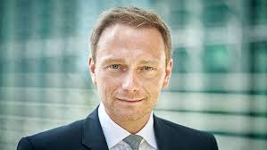 Fdp leader christian lindner has publicly apologized for violating the distance rules to contain the corona pandemic with a hug. Der Neue Furor Gegen Das Auto Christian Lindner