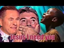 Samia Medina's Instagram, Twitter & Facebook