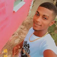 I need a friend like him😍🧡🧡