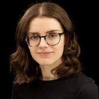 Leanne Messer's Instagram, Twitter & Facebook