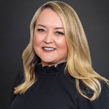 Maria Nauman's Instagram, Twitter & Facebook