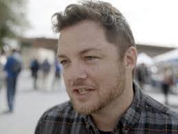 Kristin Kellogg's Instagram, Twitter & Facebook