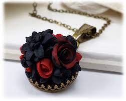 Tiny Black Dahlia Rose Bouquet Pendant Necklace Black Dahlia Etsy Red Flower Necklace Rose Jewelry Pink Rose Bouquet