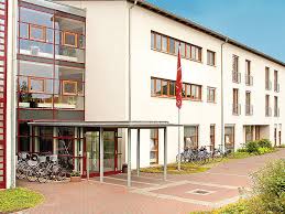 Der besitzer des telefons +49 39779 2969 ist pflegeheim volkssolidarität haus der geborgenheit, ansässig in stettiner straße 47b, eggesin, 17367. Altenheim Torgelow Haus Am Tanger Pflege Und Betreutes Wohnen