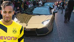 2004 chevrolet suburban lt auto ride, gcc. Aubameyang Vs Ronaldo Welches Auto Gefallt Dir Besser Allmystery