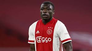 V., commonly known as rb leipzig or informally as red bull leipzig, is a german professional football club based i. Rb Leipzig Sticht Den Bvb Aus Brian Bobbey Kommt Von Ajax Amsterdam Goal Com