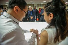 National registration department, putrajaya, wilayah persekutuan. In Putrajaya Home Minister Witnesses Wedding Registrations Of Chinese Indian Couples Malaysia Malay Mail