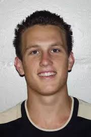 Karen Perkowski's Instagram, Twitter & Facebook