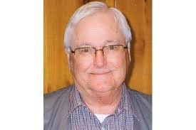 Tina Mentzer's Instagram, Twitter & Facebook