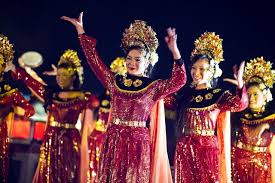 Dancers Brunei Royal Brunei Airlines Brunei Bandar Seri Begawan