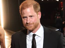 Royal Family: Prince Harry key ally quits amid backlash over award