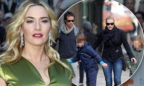 Kate winslet met her first husband, director jim threapleton, on the set of the 1998 indie film hideous kinky, per abc news. Kate Winslet On How Her Three Children From Different Marriages All Get Along Daily Mail Online