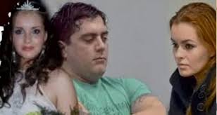 Vill gifta sig med tvillingsysterns mördare